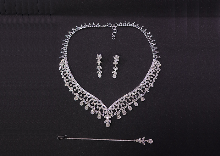customized necklace